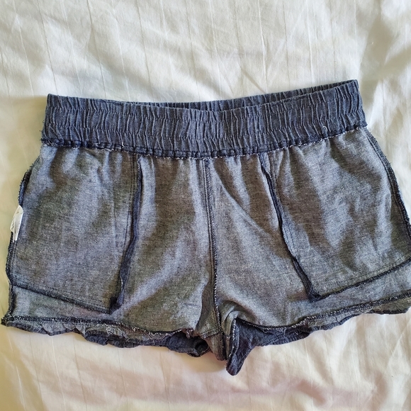 Rewind Medium Shorts - Picture 6 of 10